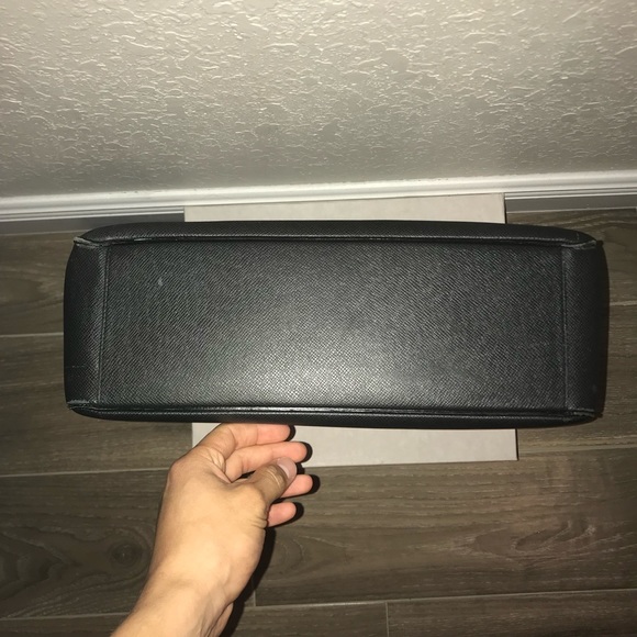 Louie Vuitton Messenger bag - Picture 7 of 7